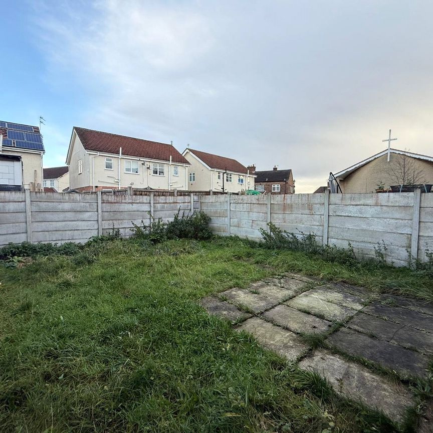 3 bedroom house to rent Hillside Avenue, Liverpool, Merseyside, L36 - Photo 1