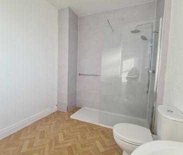 2 bedroom terraced house to rent - Photo 6