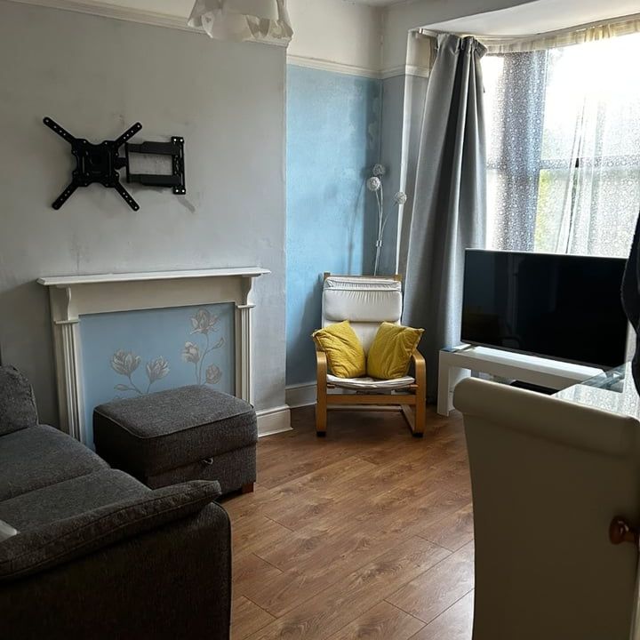 2 Bed Terraced House, Hearsall Lane, CV5 - Photo 1