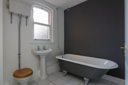 2 Bromfield, Windsor Park, BELFAST, BT9 6WA - Photo 4