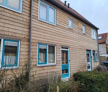 Rivierenlaan 154, grote houtskeletbouwwoning - Foto 1