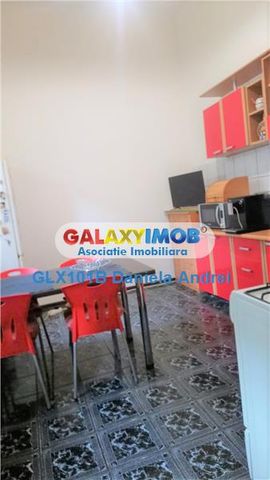 APARTAMENT 155MP VILA INCHIRIERE BLV.DACIA ZONA PIATA GALATI (GEMENI) - Photo 3