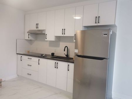 For Lease - 2135 Jane Street Unit# 6, Toronto, Ontario - Photo 3