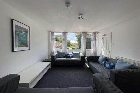 Sparkford Close, SO22 - Photo 2