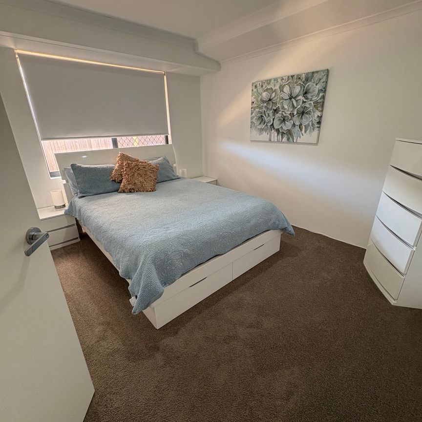 Halls Head - Photo 1