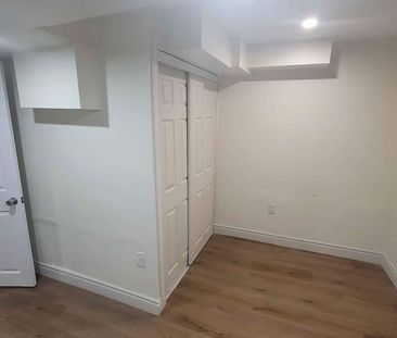 For Lease - 128 Hansen Road, Brampton, Ontario - Photo 2