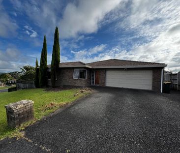 4 Bedroom, 2 Bathroom, 2 Living! - Photo 6