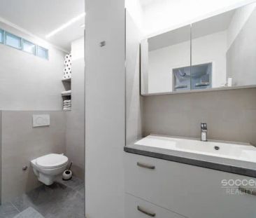 Atraktivní byt po rekonstrukci ve vyhledávané lokalitě. - Photo 5