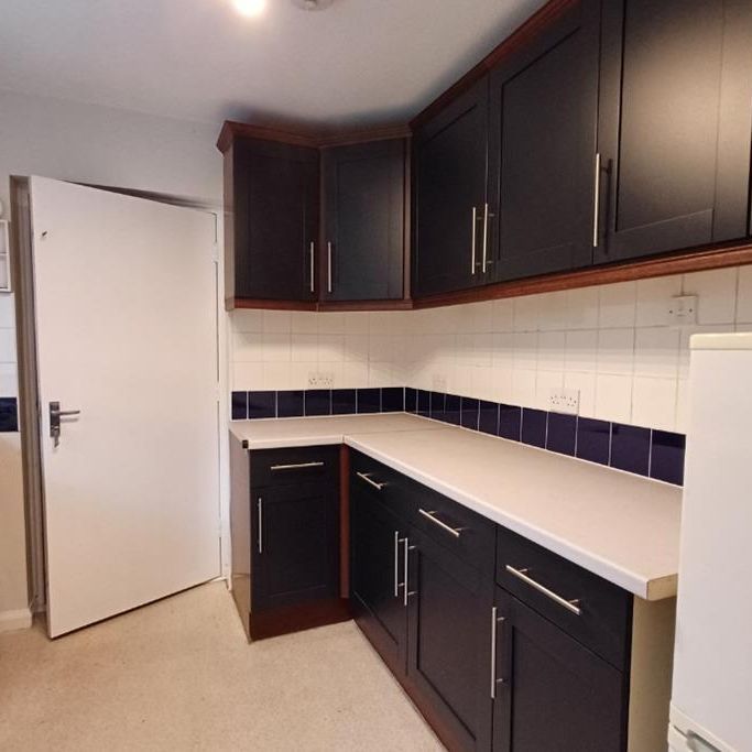 2 bed detached bungalow for rent in Currie - Photo 1