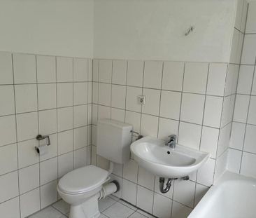 *Helle 3-Zimmerwohnung mit toller Aussicht ins Grüne**MIT BALKON! - Photo 3