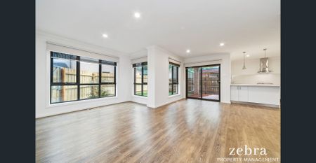 Spacious Townhouse In A Convenient Location! - Photo 4