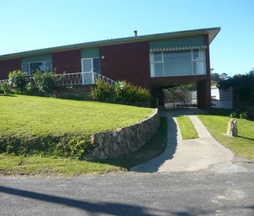 3 BEDROOM HOUSE IN NORTH NAROOMA - Photo 3