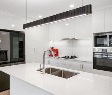 Stylish & Spacious Family Home in Peaceful Cotswold Hills - Photo 6