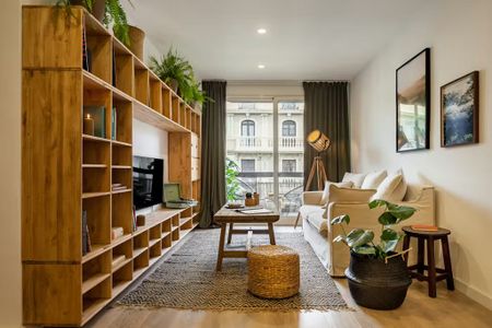 Carrer de Casanova, Barcelona, Catalonia 08036 - Photo 4