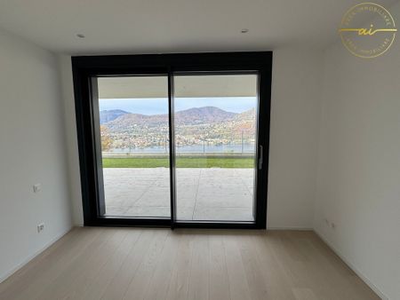 APPARTAMENTO 4.5 LOCALI CON VISTA LAGO - Foto 5