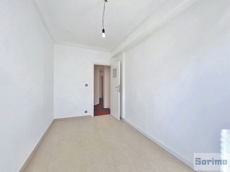 Appartement - à louer - Photo 2