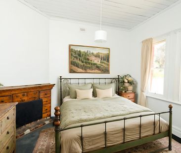 Charming 3-Bedroom Cottage Available for Rent in Central Tatura - Photo 4