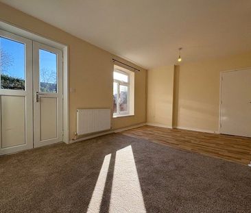 2 bedroom house to rent - Photo 2