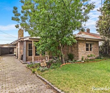 18 Percy Street, Newport, VIC 3015 - Photo 1