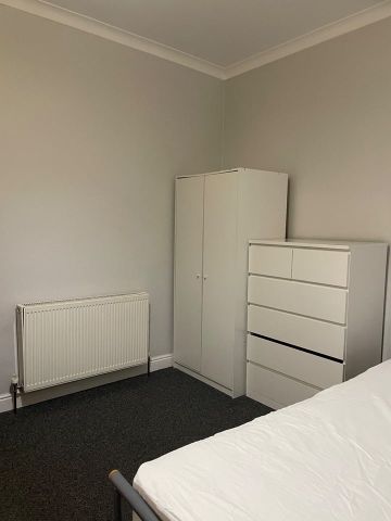 Room in a Shared House, Terry Road, CV1 - Photo 3