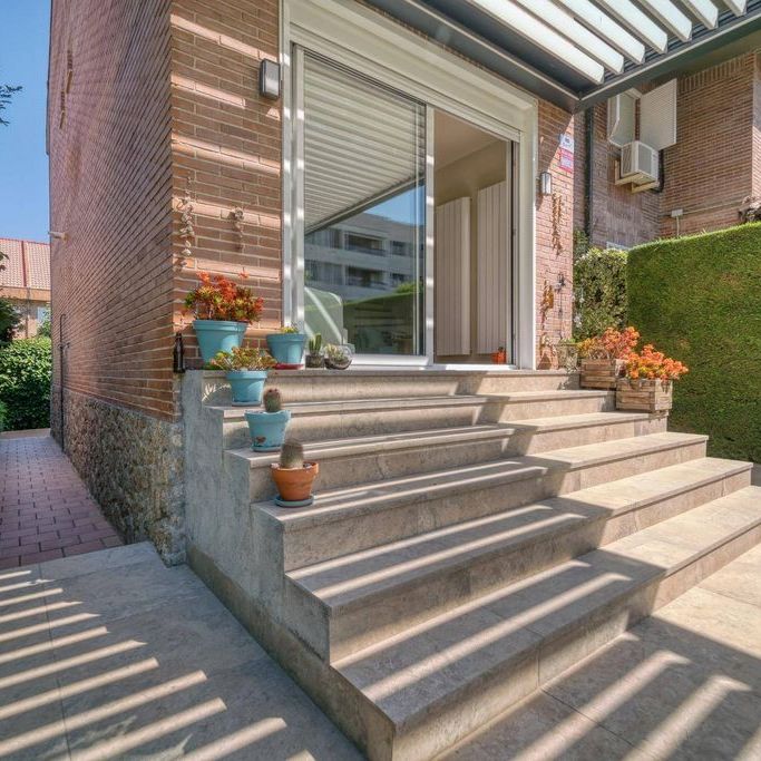 4 room luxury House for rent in Pozuelo de Alarcón, Autonomous Region of Madrid - Photo 1