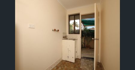 Modern Family Home in Prime Ballina Location - Photo 2