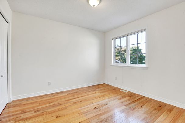 For Lease - 22 MOUNTAIN ASH Drive, Barrhaven, Ontario - Photo 1