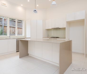 971 Rathdowne Street, Carlton North - Photo 2