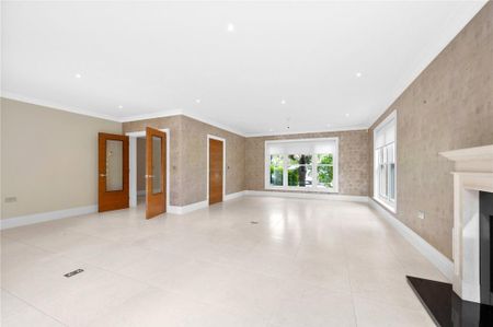 6 bedroom detached house to rent - Photo 3