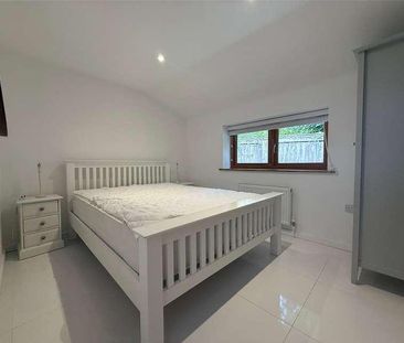 Hollacombe, Crediton, Devon, EX17 - Photo 3