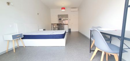 Location Appartement 1 pièce 26m² - Photo 5