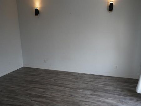 1770 Av. Victoria - Photo 5