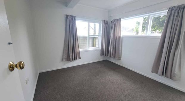 Barrys Road, Glendene - Photo 1