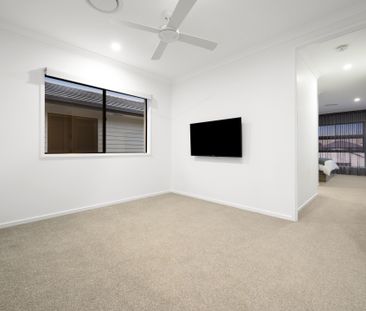 5 Olive Street, Helensvale QLD 4212 - House For Rent | Domain - Photo 1
