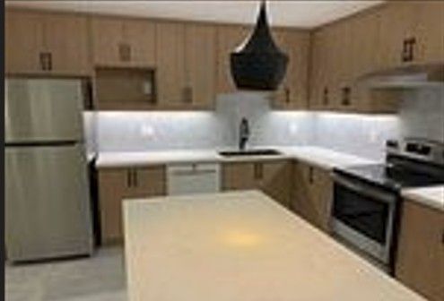 For Lease - 62 Elmsthorpe Avenue Unit# Lower Floor Unit, Toronto, Ontario - Photo 1