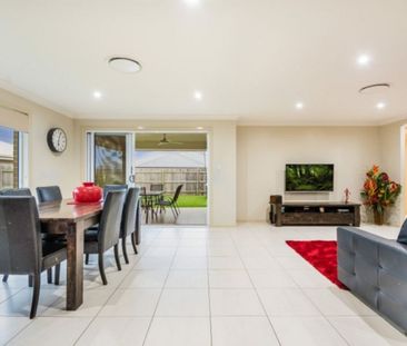 20 Pugh Street, Middle Ridge QLD 4350 - House For Rent - $700 | Domain - Photo 2