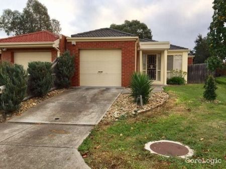 Well-Maintained 3-Bedroom Home in Prime Location - Photo 3
