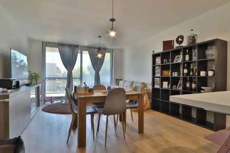 2-slpk-appartement met ruim terras nabij het centrum! - Foto 2