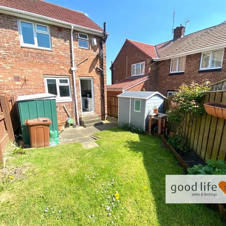 2 bedroom semi-detached house to rent - Photo 1