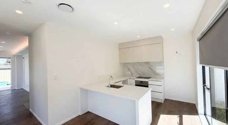 Brand New High End Home - Photo 2