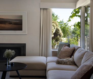 Generous size family home in desirable location. - Photo 2