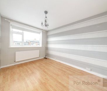 Mary Agnes Street, Gosforth - Photo 1
