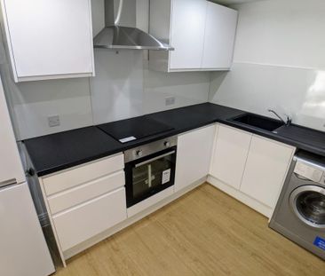 2 bedroom flat to rent - Photo 6