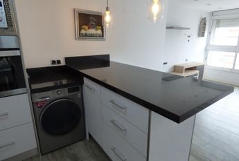 One-bedroom apartment for rent with parking and sea views – Albufereta, Alicante