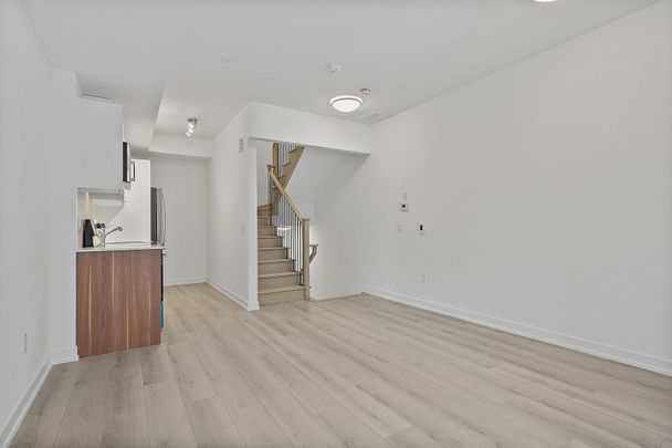 For Lease - 3069 Pharmacy Avenue Unit# 4, Toronto, Ontario - Photo 1