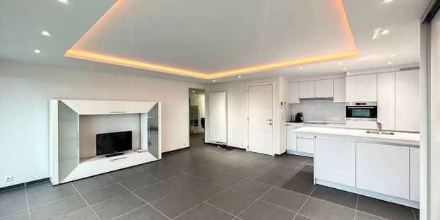 Appartement te huur in Oostende voor € 750 met 1 slaapkamer - Photo 1