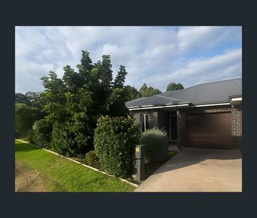 12 Kinross Avenue, Cameron Park, NSW 2285 - Photo 1