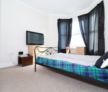 Whitchurch Road, Heath - Photo 5
