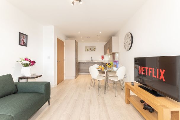 2 Bed Flat, Empress Heights, SO14 - Photo 1