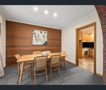 Large family home in Superb location - Photo 6